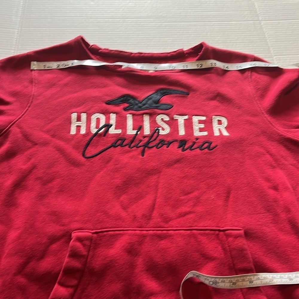 Hollister-S-red-scoopneck, long sleeve, kangaroo pocket, ribbed, sweatshirt. - Picture 10 of 12
